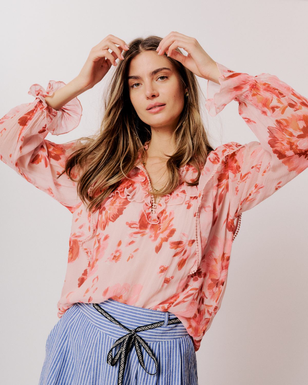 Esmina - 1518 Rosette